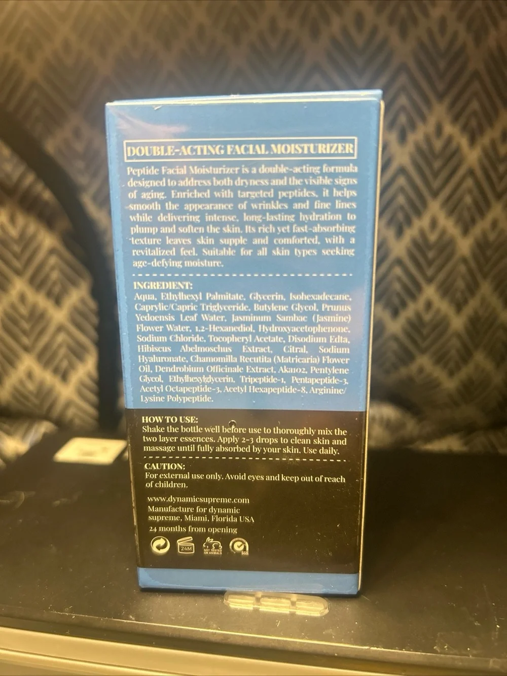 Dynamic Gemstone Double-Acting Peptide Moisturizer - Blue